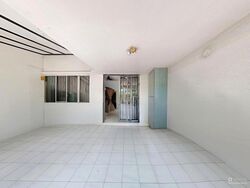 Tampines Road (D19), Terrace #613328541